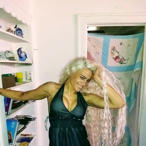 Meet your Posher, Adele